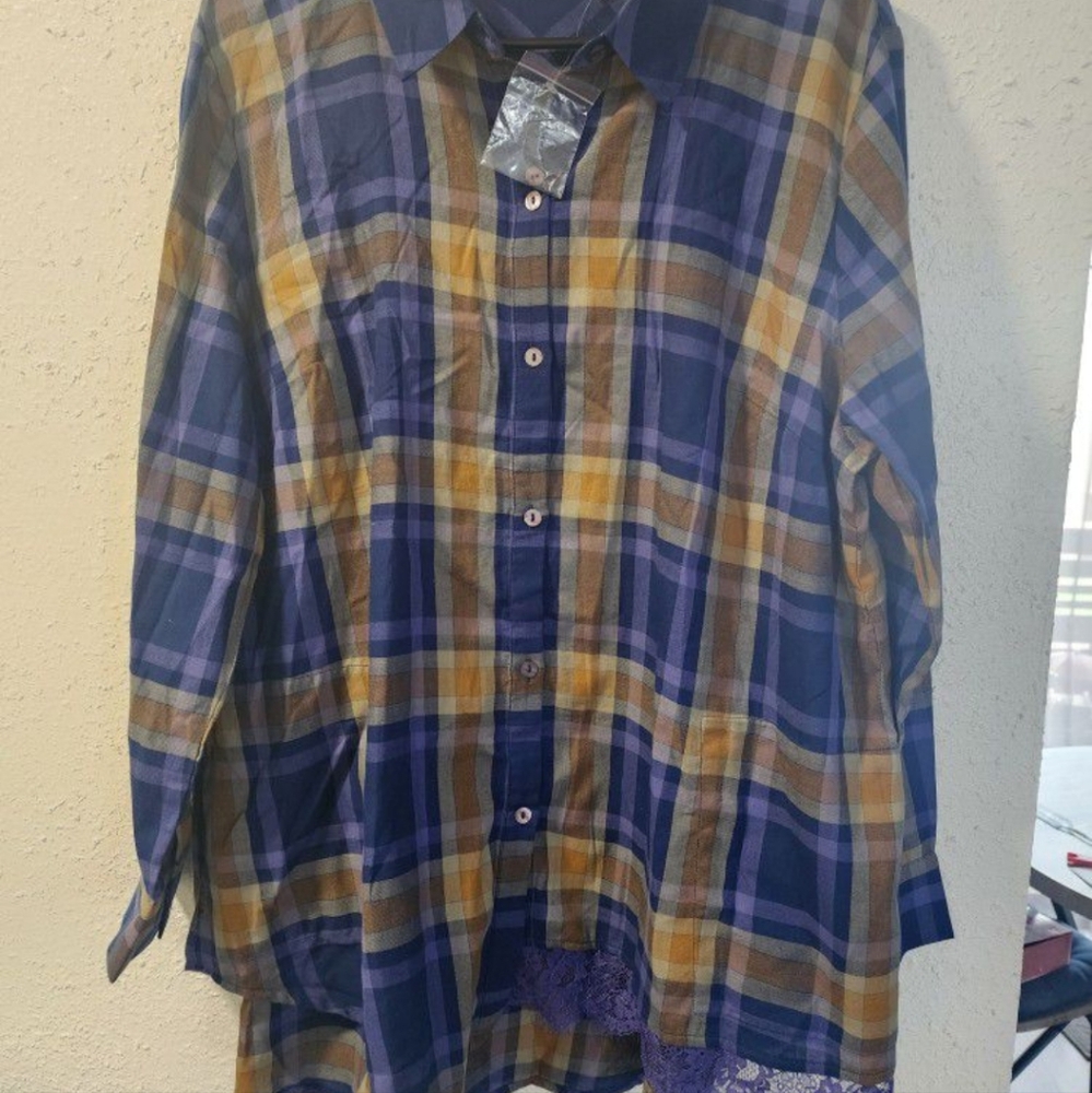 Lori Goldstein Flannel